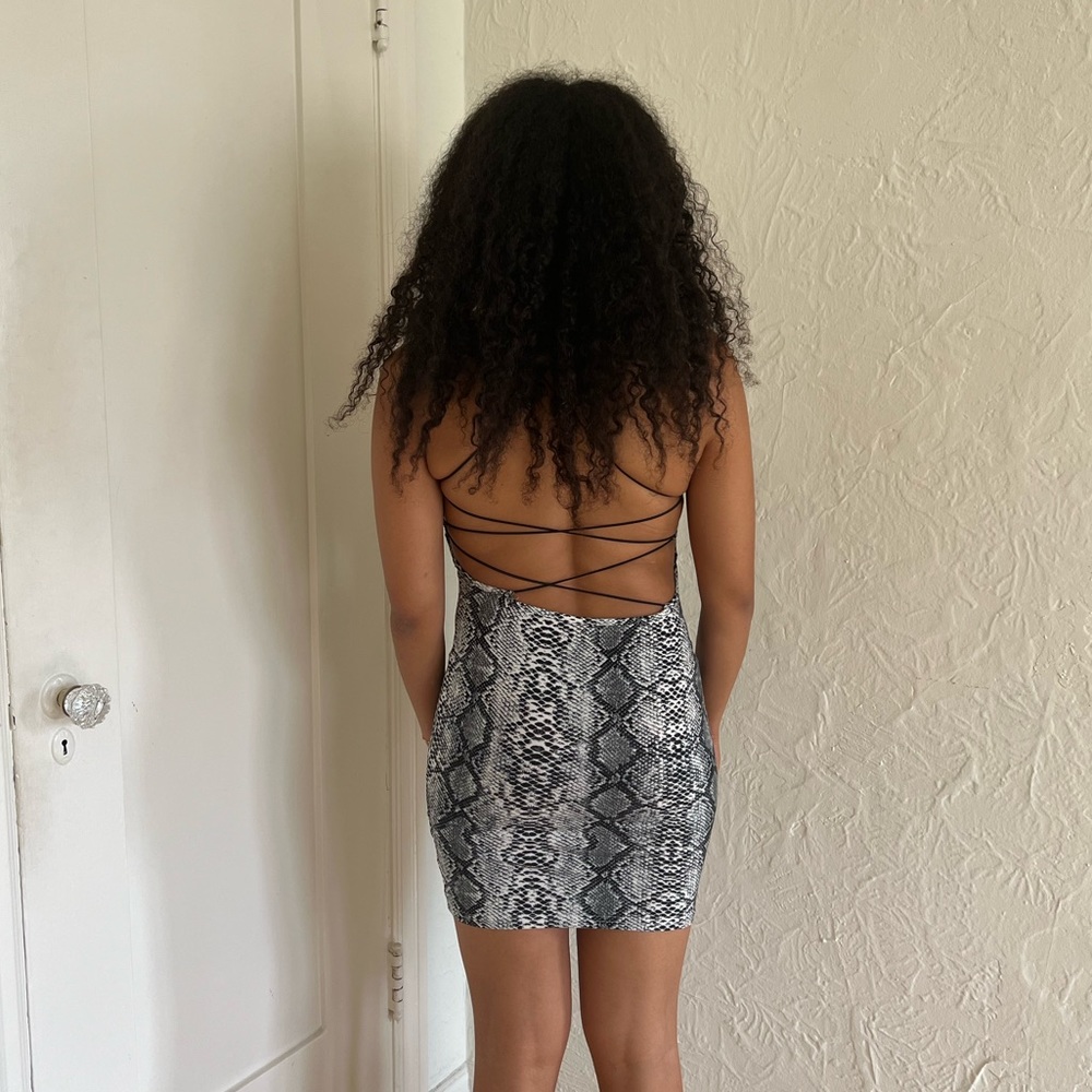 Dress - Picture 2 of 2